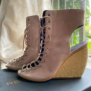 Rebecca Minkoff lace up hells 😍😍
